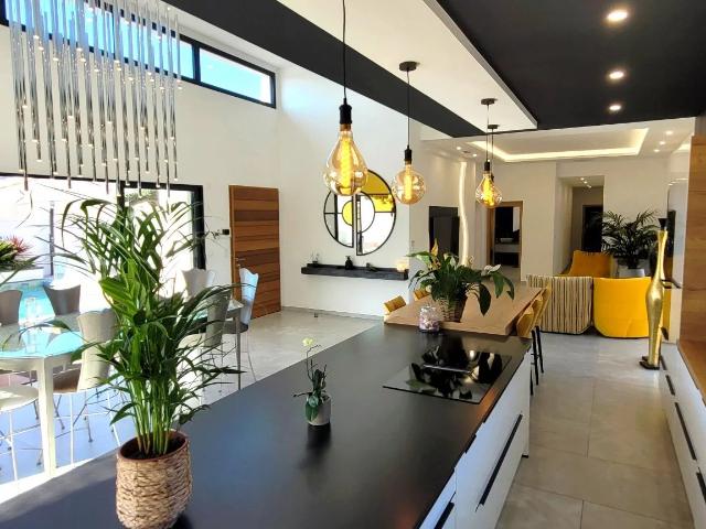 Maison vente à Béziers, Vias