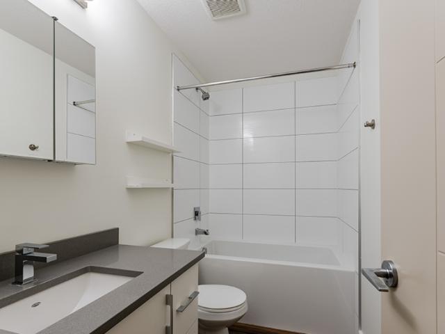 Apartment for rent in Queen Mary Park, Edmonton