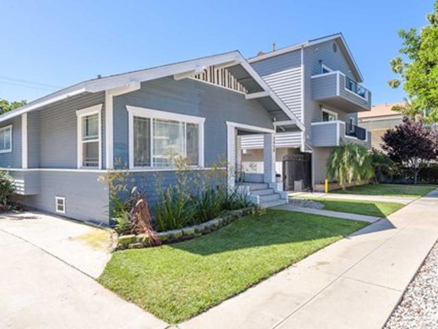 Duplex for rent in Long Beach
