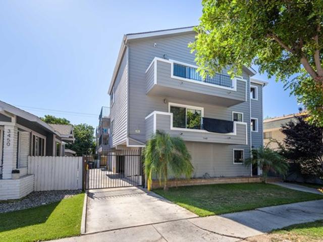 Duplex for rent in Long Beach