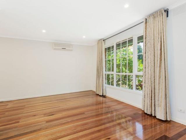Apartment for rent in Carnegie, Melbourne