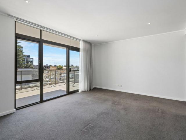 Apartment for rent in East Victoria Park, Western Australia