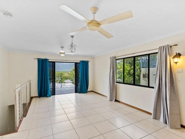 Townhouse for rent in Kewarra Beach, Queensland