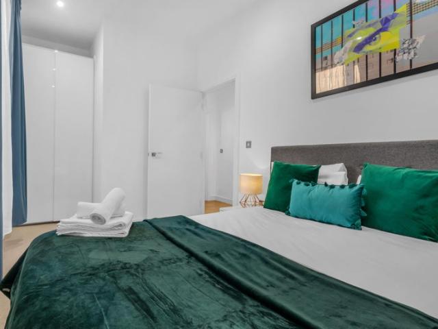 Apartment for rent in London Borough of Hounslow, Greater London