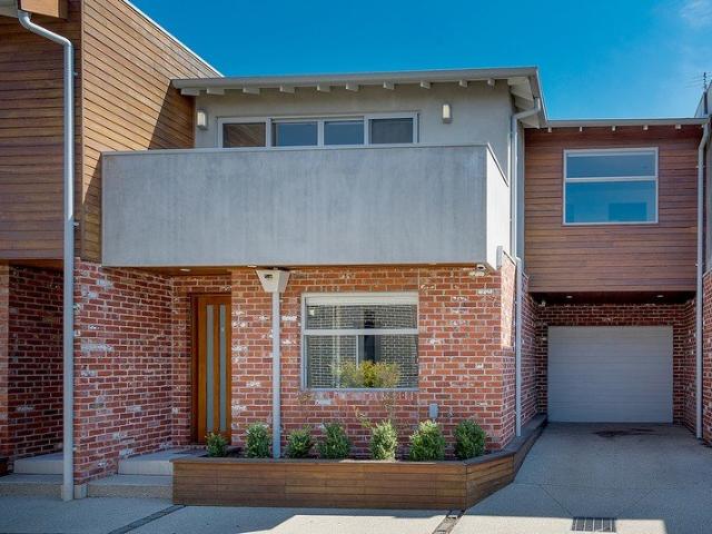 Townhouse for rent in Camerons Creek, Victoria