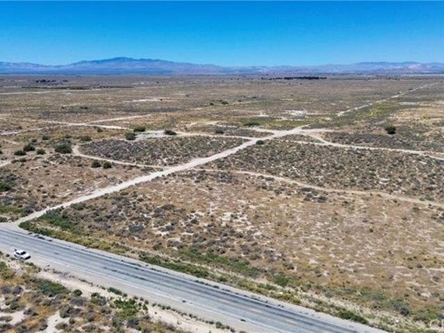 Land for sale in Lancaster, California