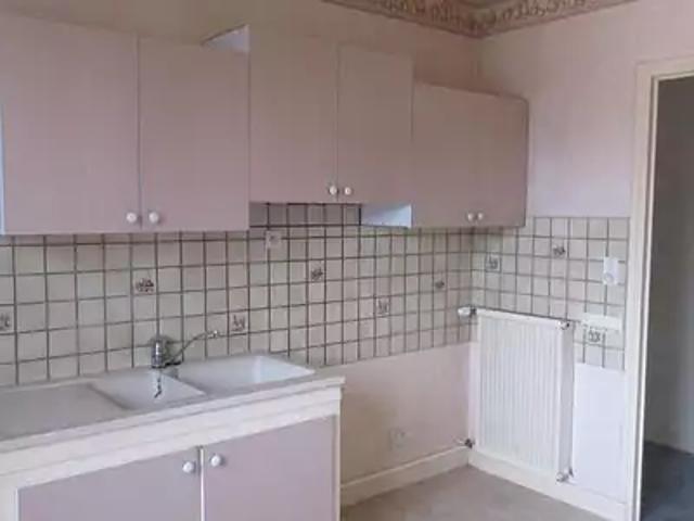 Appartement location à Place de l'Hôtel de Ville, Vic-sur-Cère