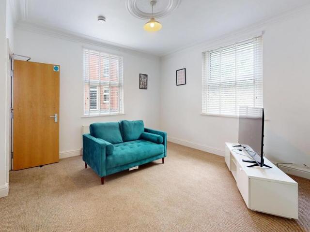 House for rent in Kirkstall, West Yorkshire
