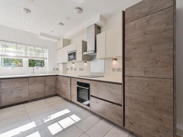 House for rent in Battersea, Greater London