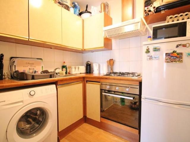 Apartment for rent in London Borough of Hounslow, Greater London