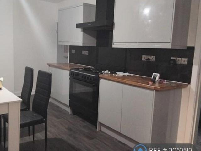 House for rent in London Borough of Hounslow, Greater London