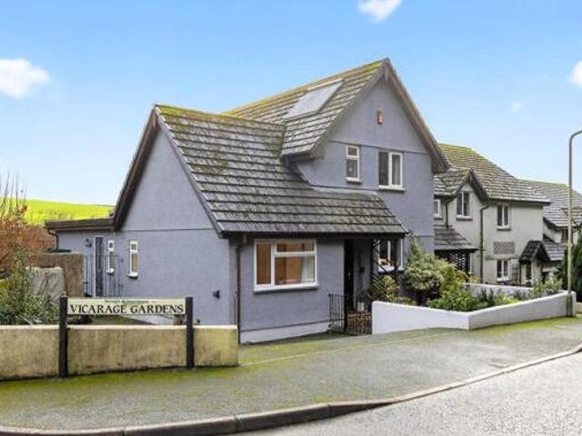 House for sale in Weir Quay, Devon