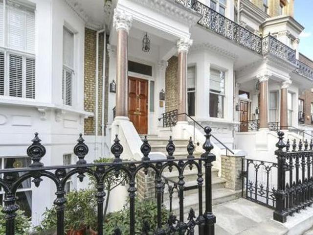House for sale in Lyons, Greater London
