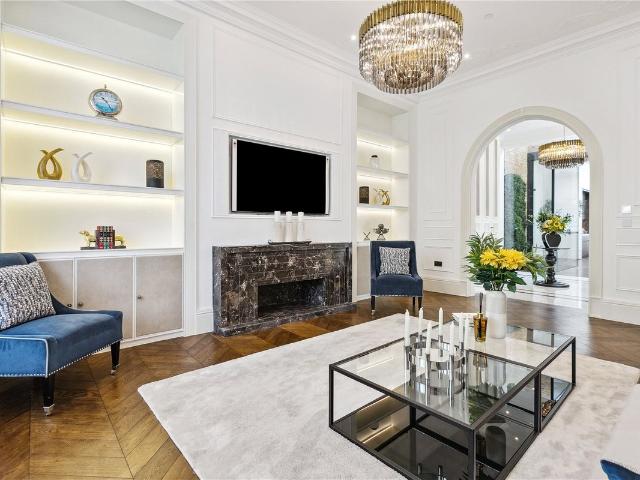 Apartment for rent in Royal Borough of Kensington and Chelsea, Greater London