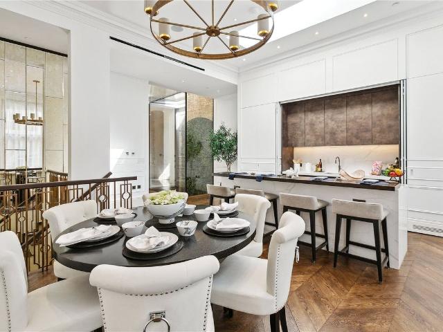 Apartment for rent in Royal Borough of Kensington and Chelsea, Greater London