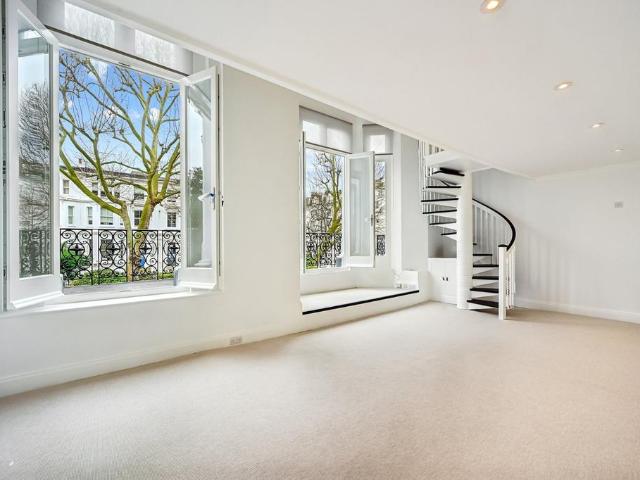Apartment for rent in Kensington, Greater London