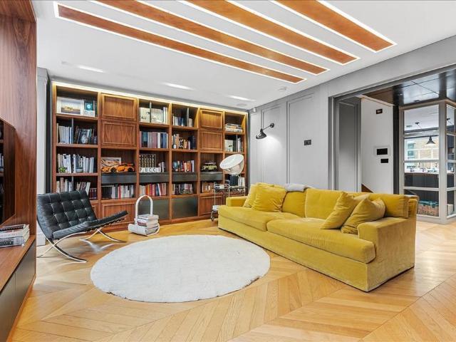 House for rent in Kensington, Greater London