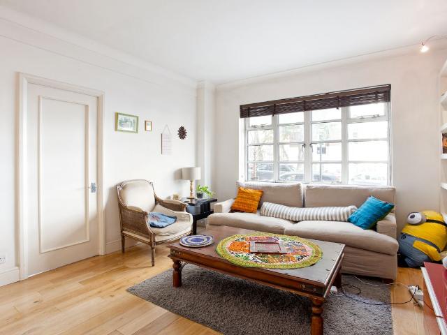 Apartment for rent in Kensington, Greater London