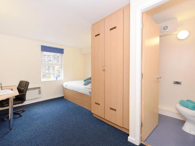 Apartment for rent in Wrexham, Wales