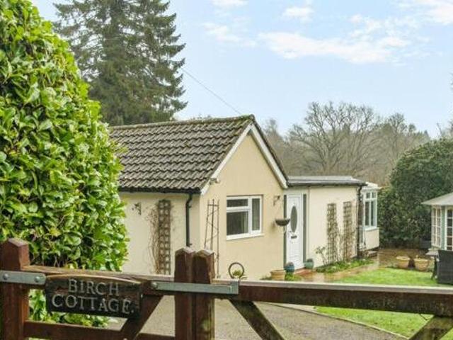 House for sale in Fole, Surrey