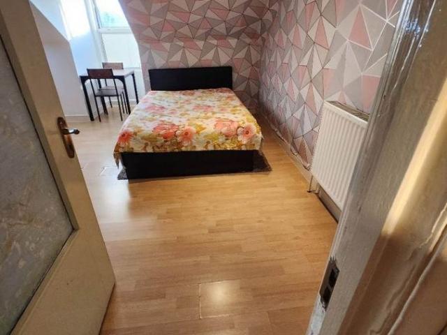 Studio for rent in West Ham, Greater London