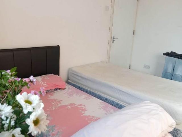 House for rent in Maryland, Greater London