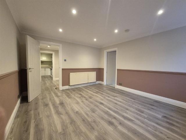 Apartment for rent in Glyndon, Plumstead