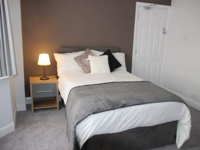 Apartment for rent in Holywell Estate, North Watford