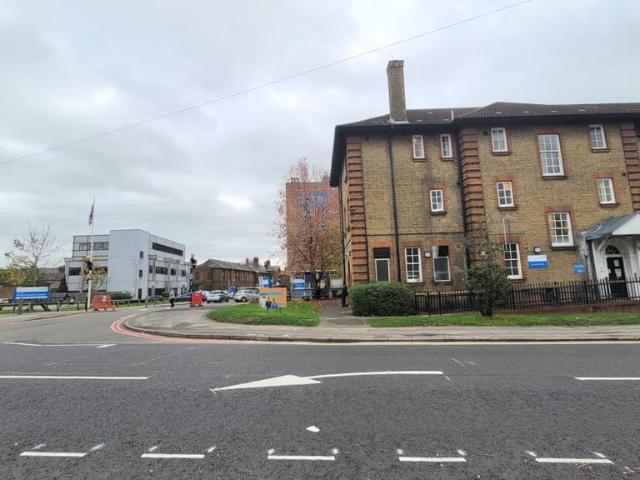 House for rent in Holywell Estate, Watford