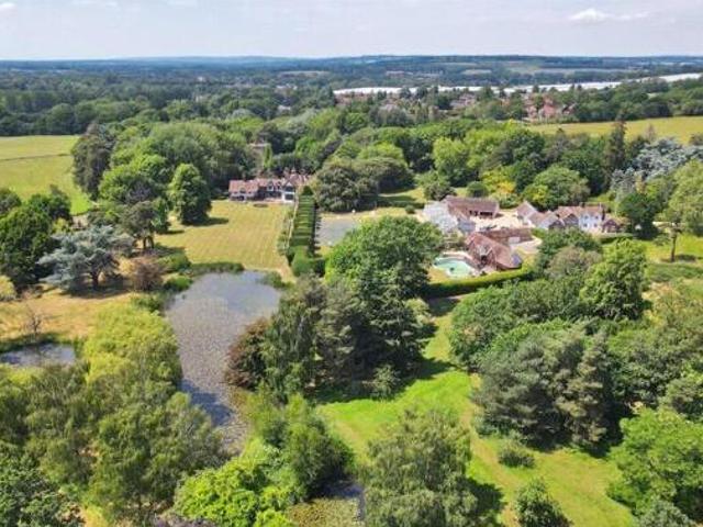 House for sale in Lyons, Greater London