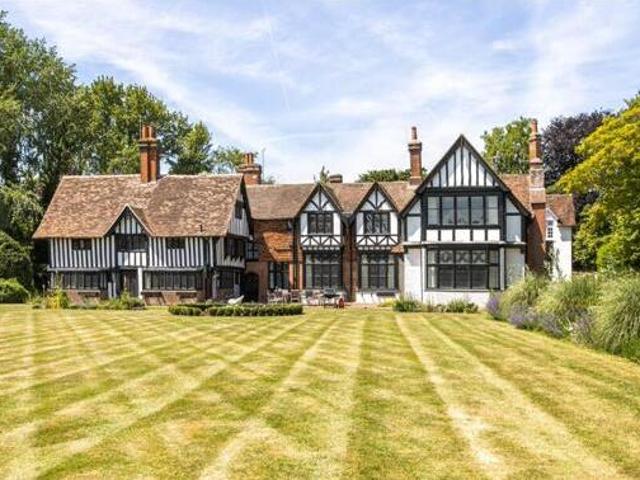 House for sale in Lyons, Greater London