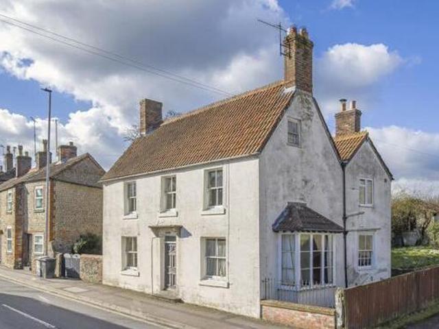 House for sale in Warminster, Wiltshire