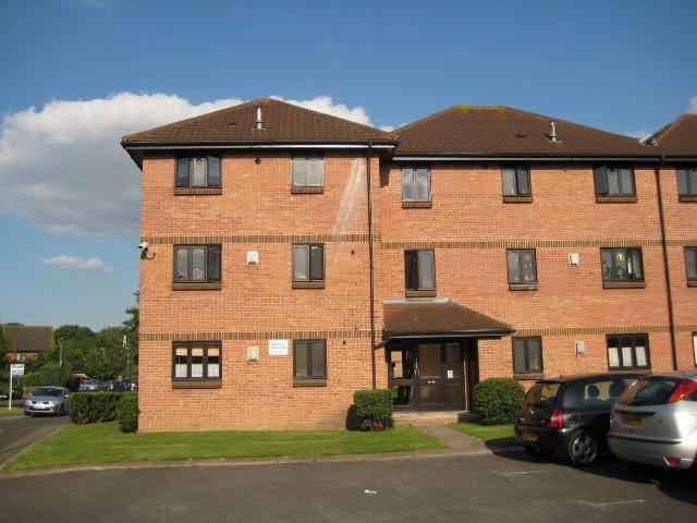 Studio for rent in Colnbrook with Poyle, Slough