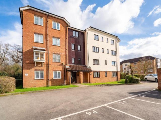 House for rent in Alperton, Greater London