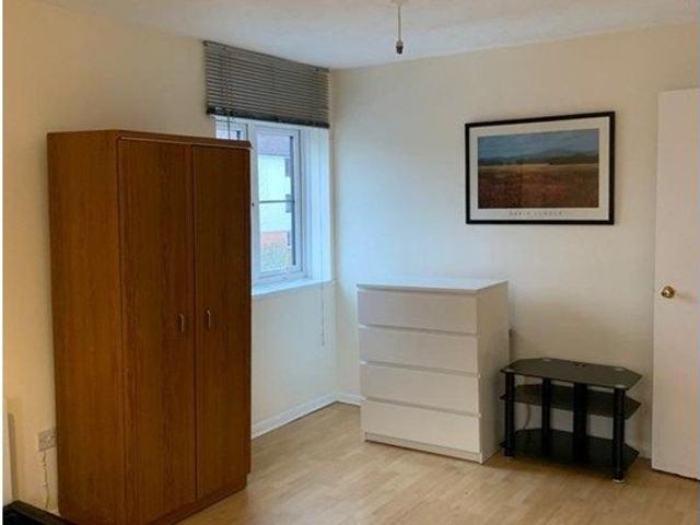 Studio for rent in Alperton, Greater London