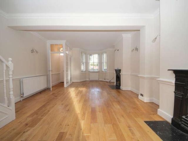 House for rent in Winchmore Hill, Edmonton