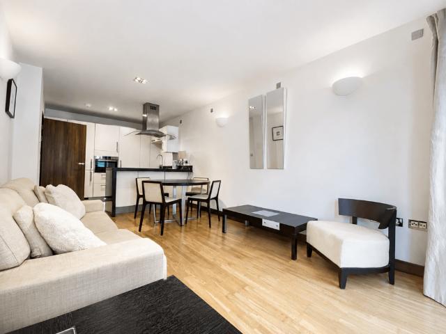 House for rent in Battersea, Greater London