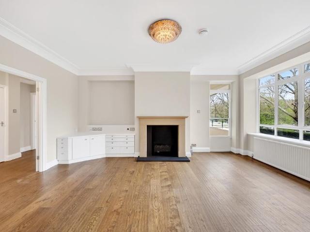 Apartment for rent in St. John's Wood, Greater London