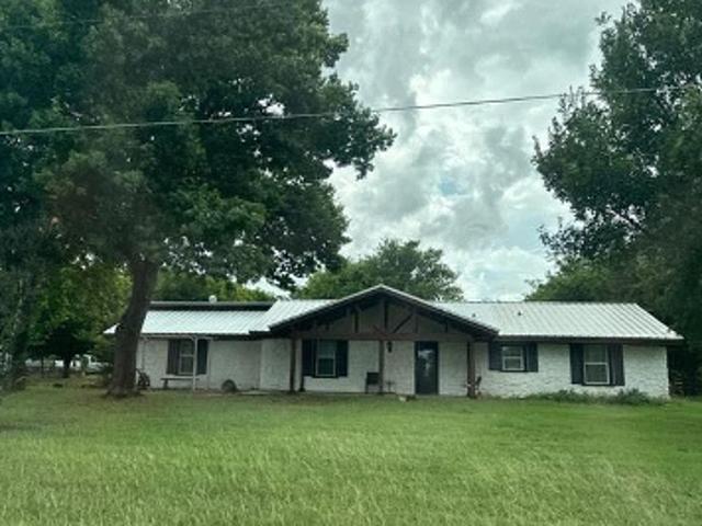 House for sale in Ellis, Texas