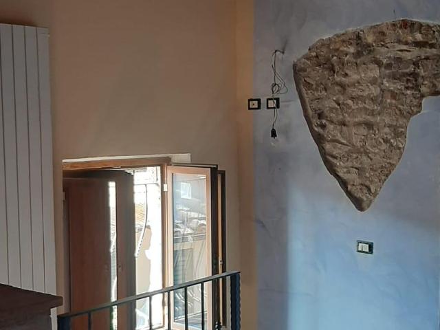 Villa Indipendente in affitto a Porta a Lucca, Pisa