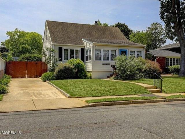 House for sale in Monmouth, New Jersey