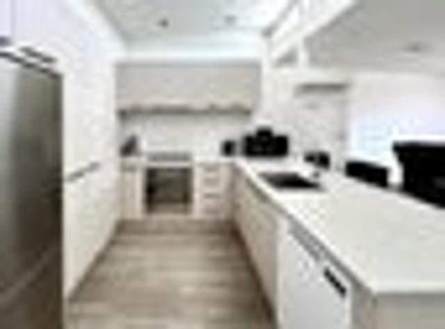 Apartment for rent in Victoria