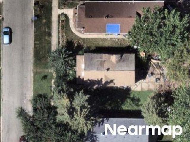 House for sale in Great Lakes, Illinois