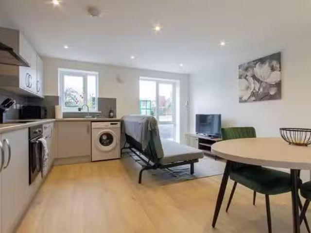 Apartment for rent in Staveley CP, Loundsley Green
