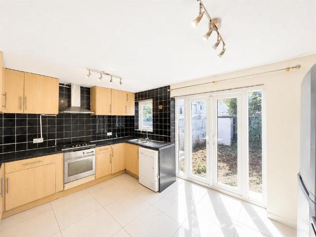 House for rent in London Borough of Hounslow, Greater London