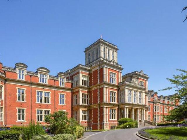 House for sale in Surrey