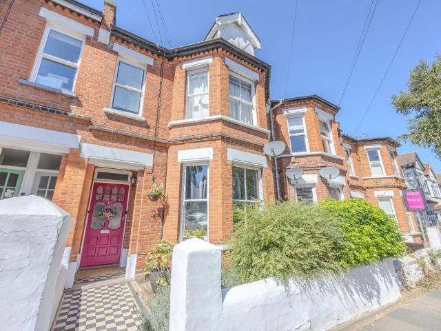 Apartment for rent in Leigh on Sea, Southend-on-Sea