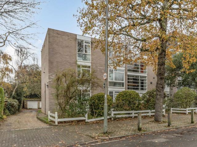 Apartment for rent in Southfields, Greater London