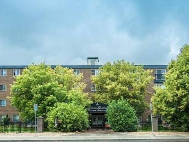 Apartment for rent in Wedgewood, Alberta