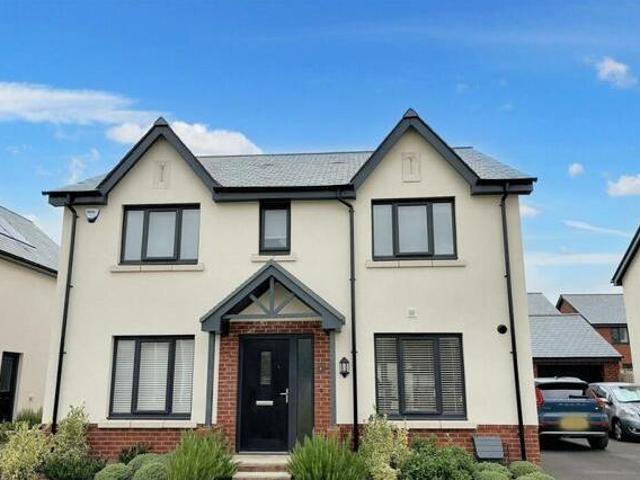 House for sale in Newcourt, Watergate